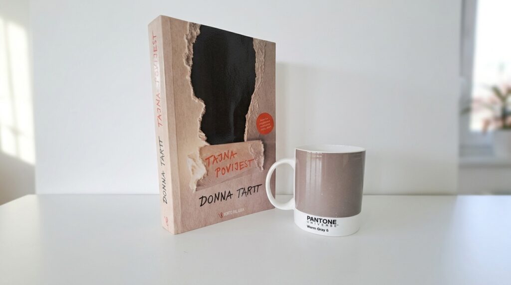 Književna recenzija: Donna Tartt, “Tajna povijest”